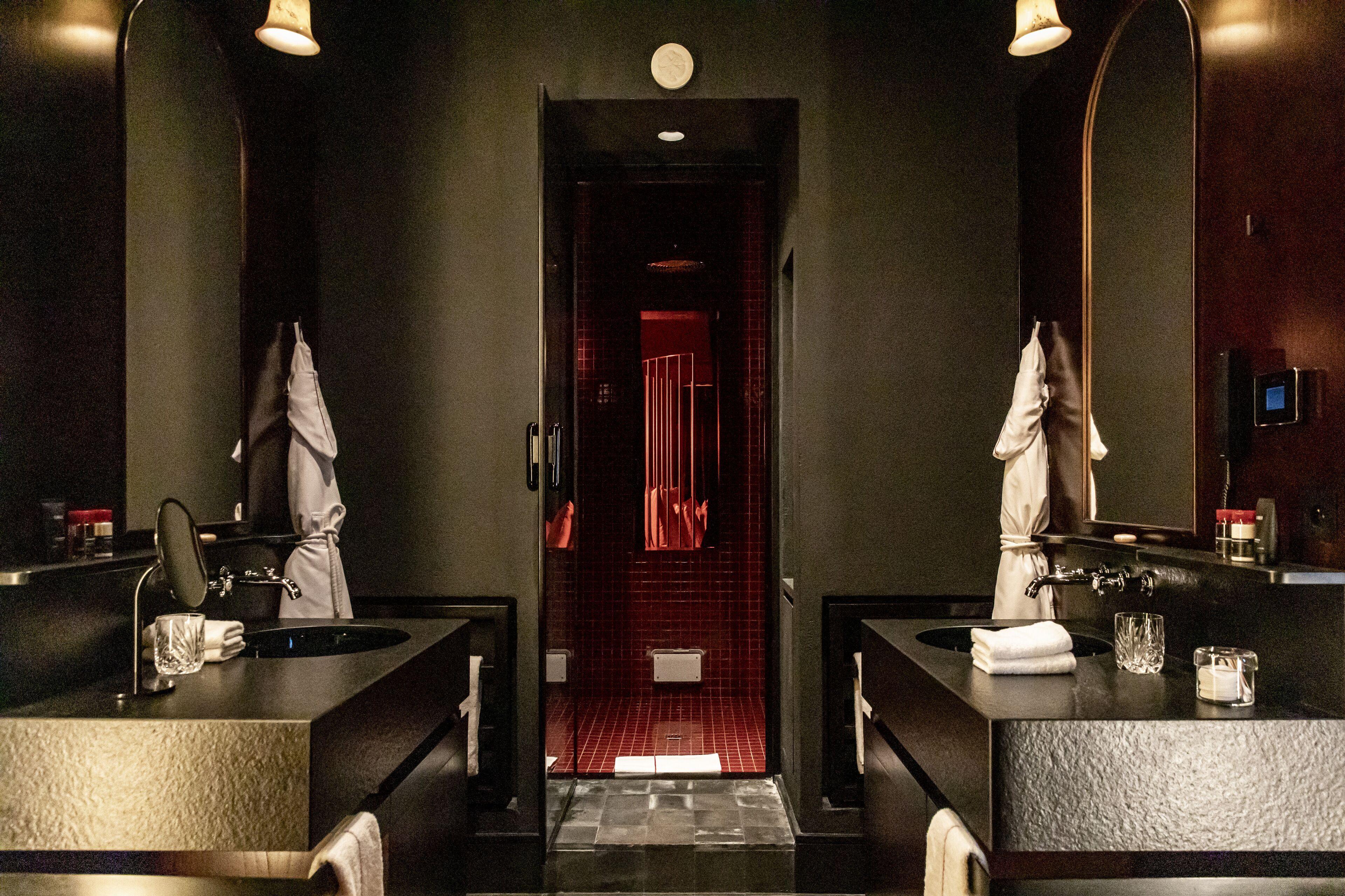 Experimental Marais Paris